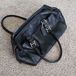 🎈 3 for $15 Coach bag